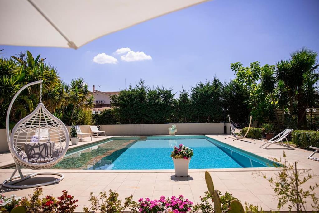 Villa Laoconte Piscina, Jacuzzi E Biliardo Canicattì Екстериор снимка